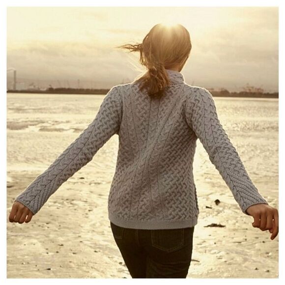 Irelandseye Women’s Virgin Wool Dove Grey Blue Chunky Knit Asymmetrical Zip Card - Picture 4 of 14